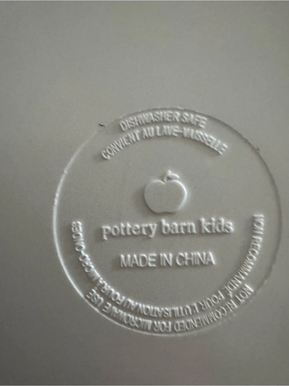 Pottery Barn Kids Pirate Ship Melamine Plates Set of 4 Jolly Roger Sail Shaped